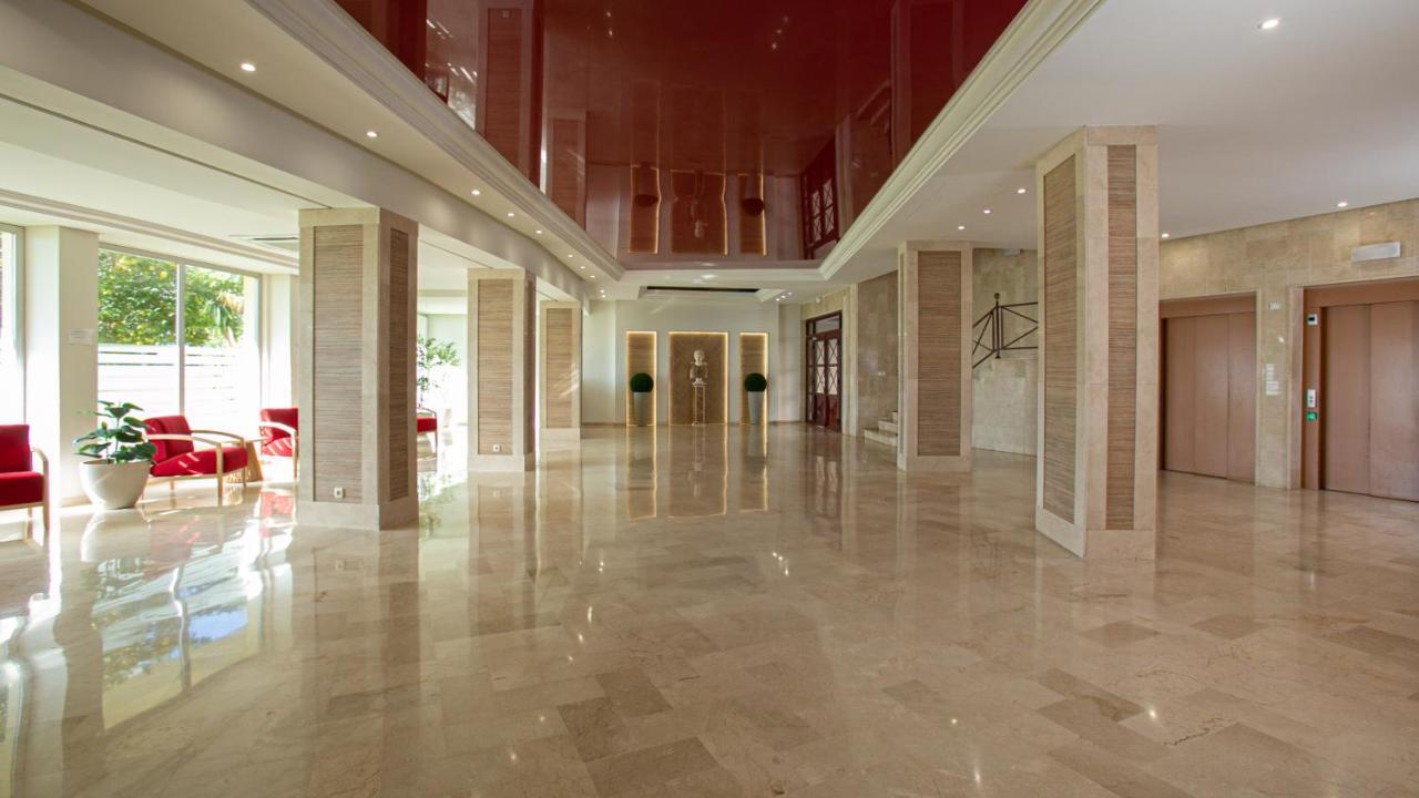Front Sea View On Marbella's Promenade Appartement