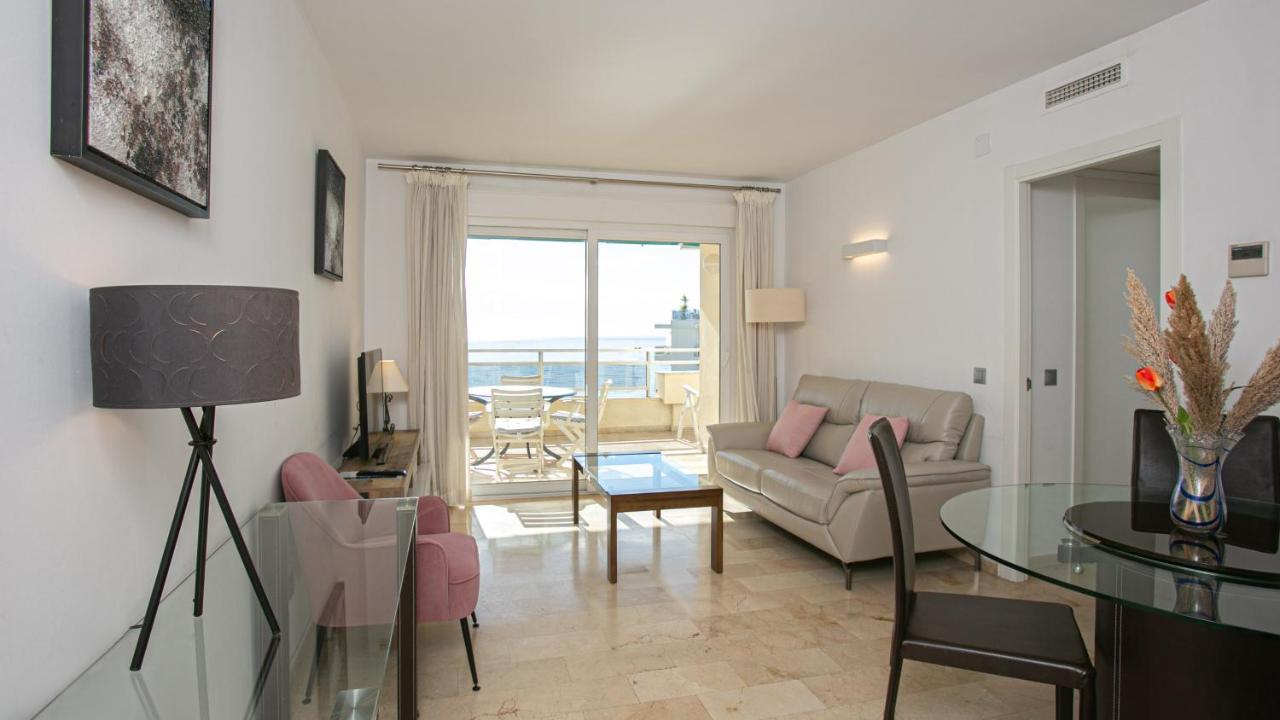 Front Sea View On Marbella's Promenade * Marbellac