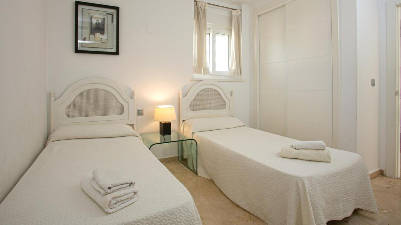 Front Sea View On Marbella's Promenade Appartement